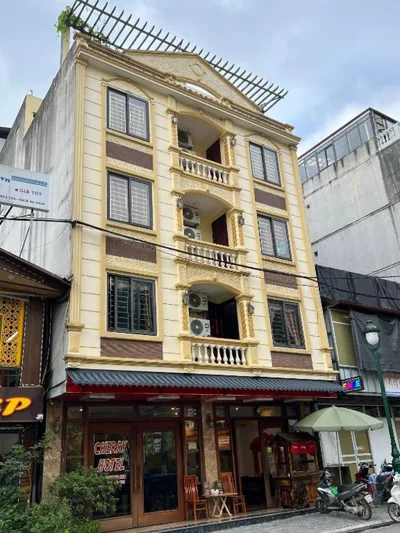 Cherry Hotel – Photos 13
